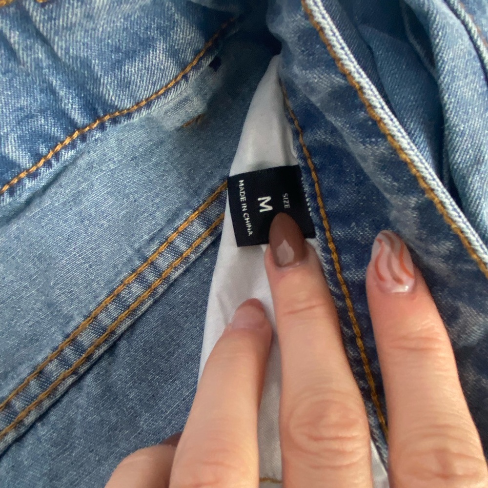 HUDSON AND BAILEY | NWOT Oversized Jeans - Picture 3 of 4